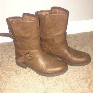 Brown boots